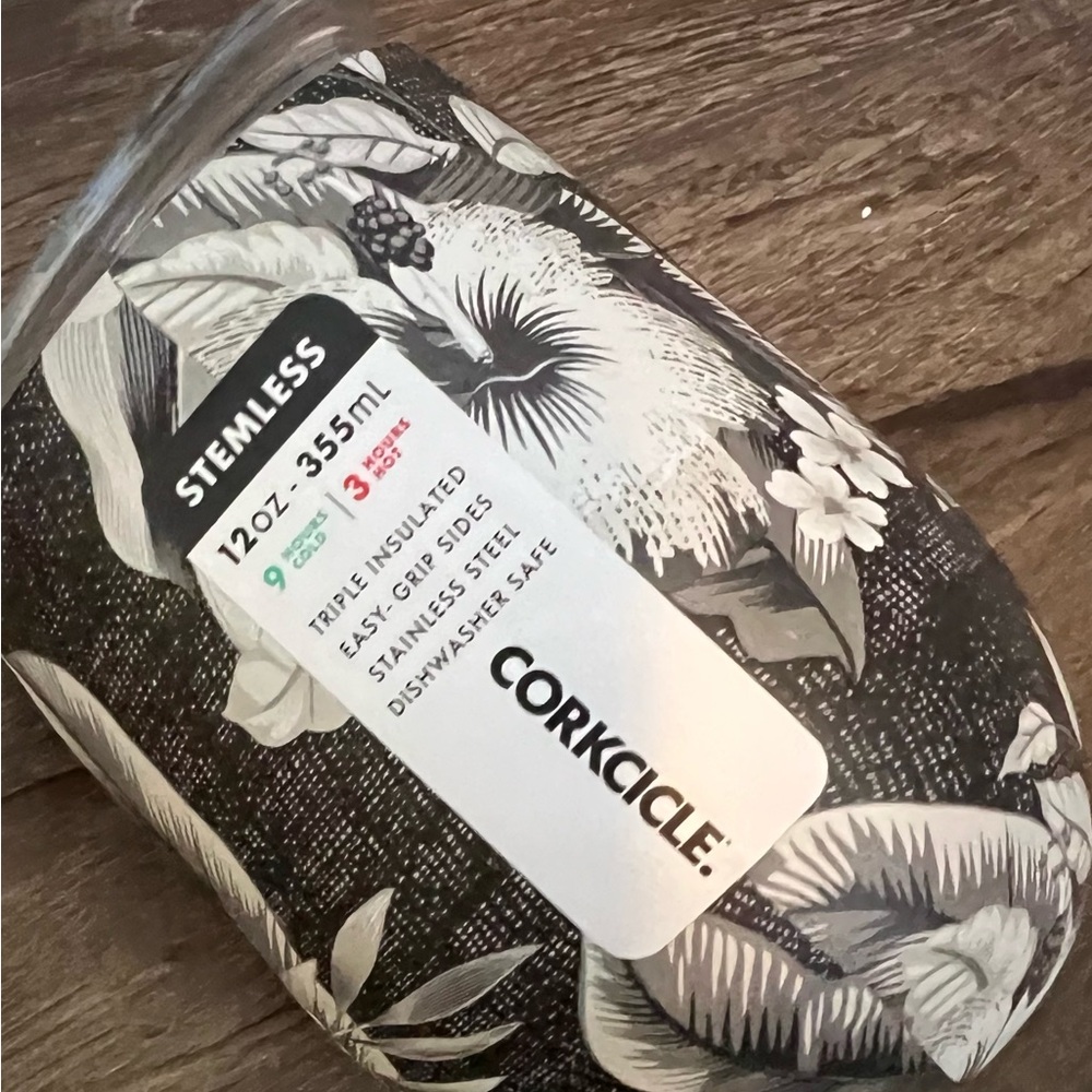 Corkcicle Black and White Luau Tumbler